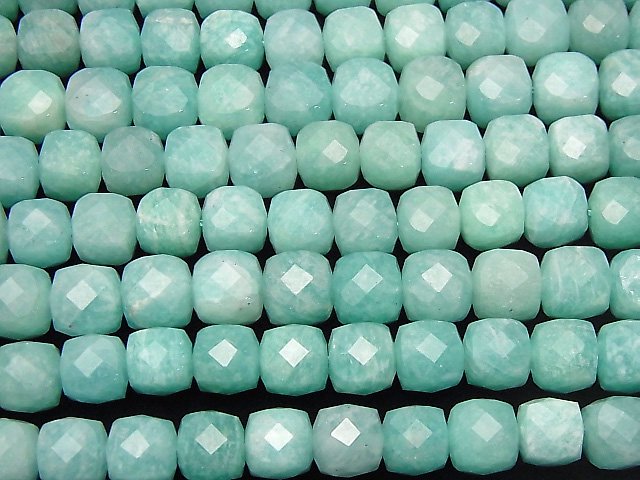 アマゾナイト キューブカット8×8×8mm 半連/1連（約17cm）｜天然石 